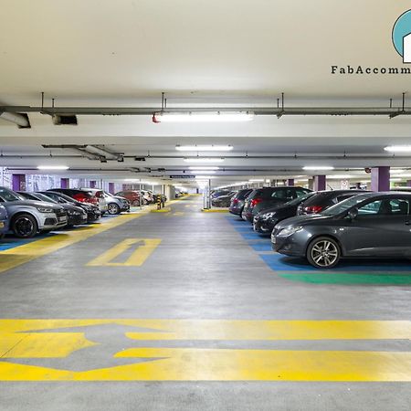 Amazing Flat-Parking Available-By Fabaccommodation Cardiff Exterior foto
