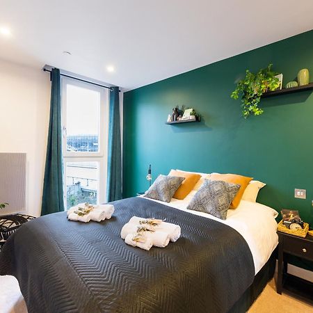 Amazing Flat-Parking Available-By Fabaccommodation Cardiff Exterior foto