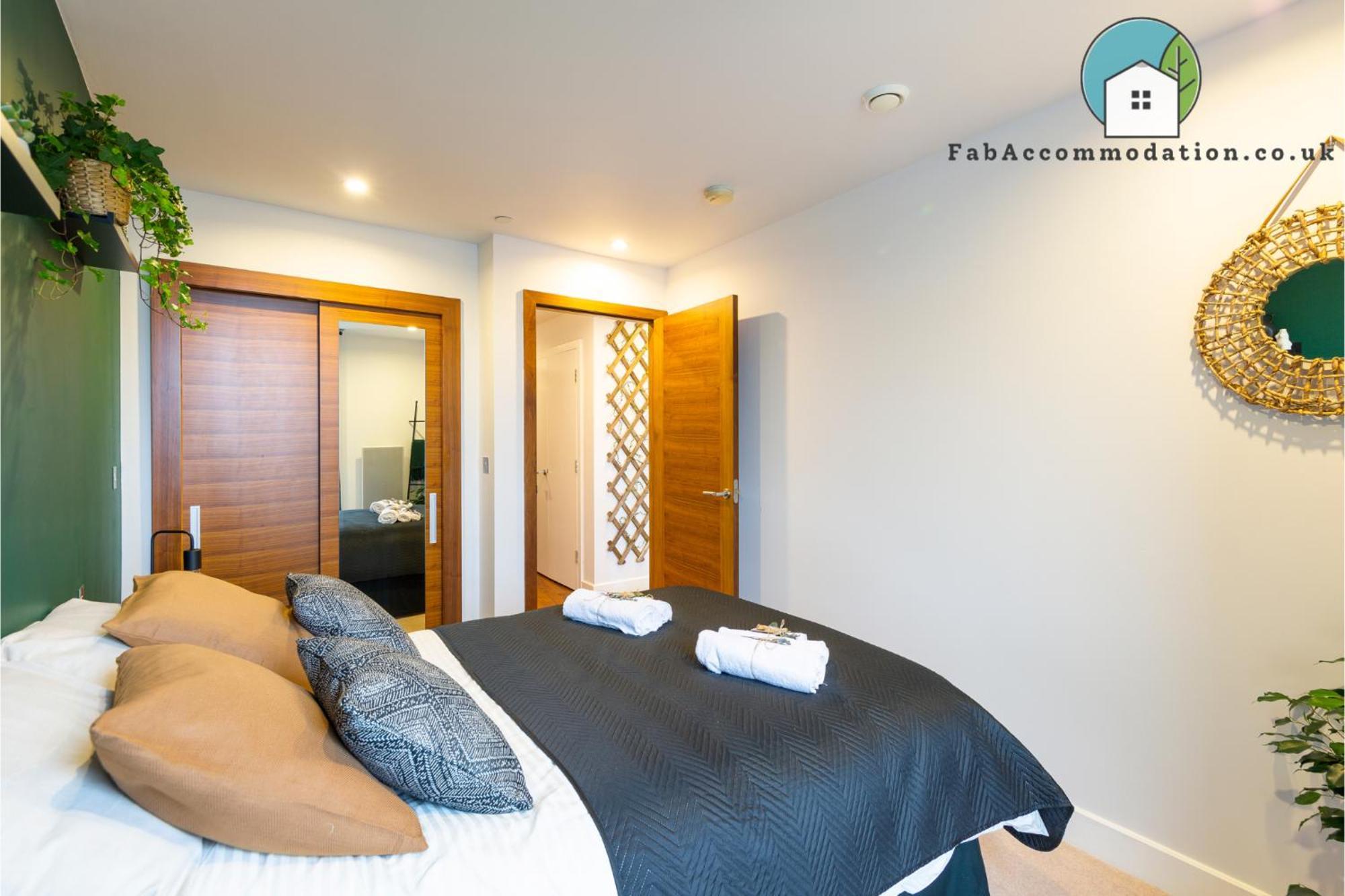 Amazing Flat-Parking Available-By Fabaccommodation Cardiff Exterior foto